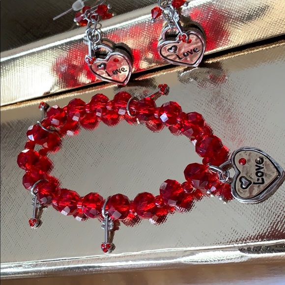 NWOT! Beaded Bracelet & Earrings Set - Picture 1 of 7